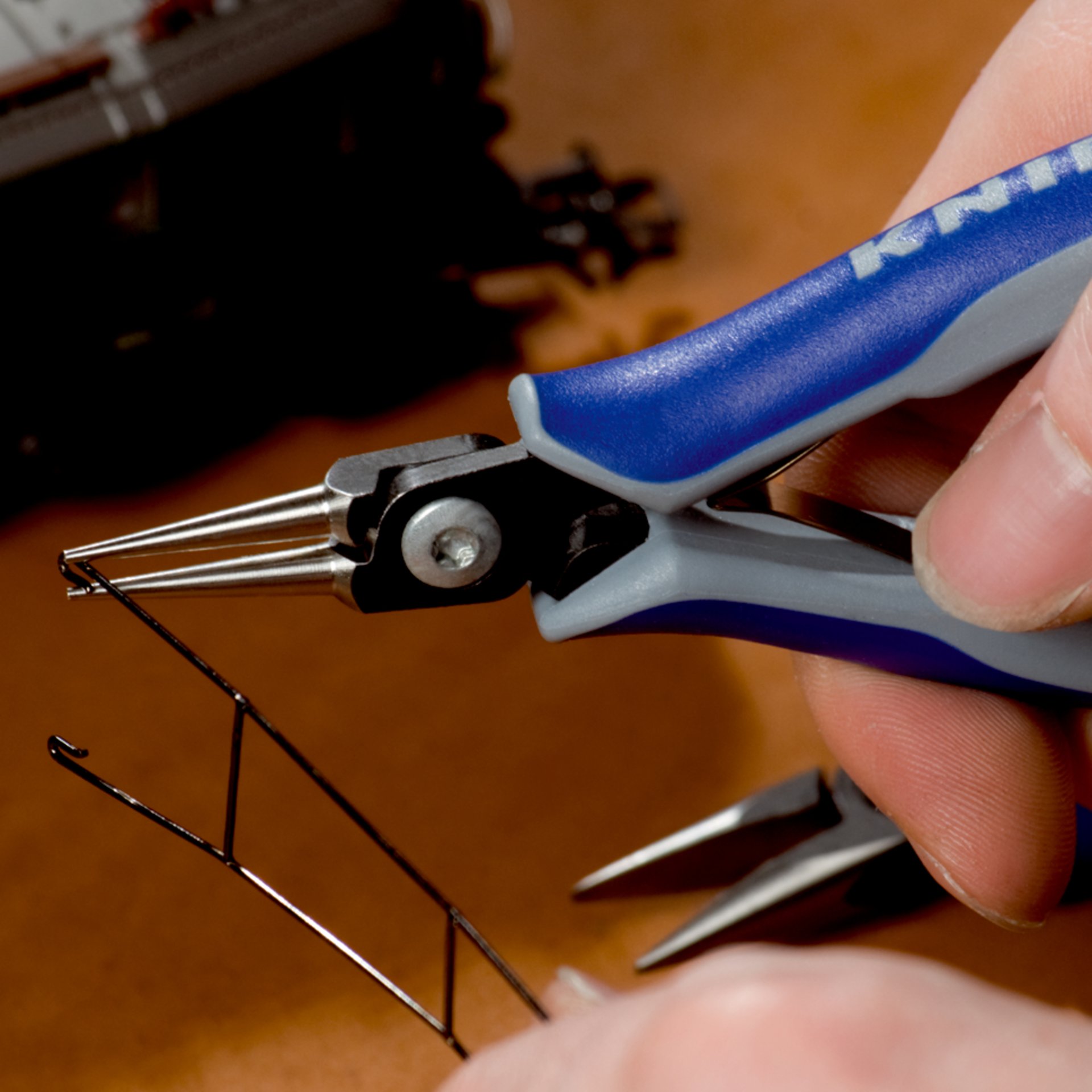 Finger, Person, Gerät, Zangen, Werkzeug