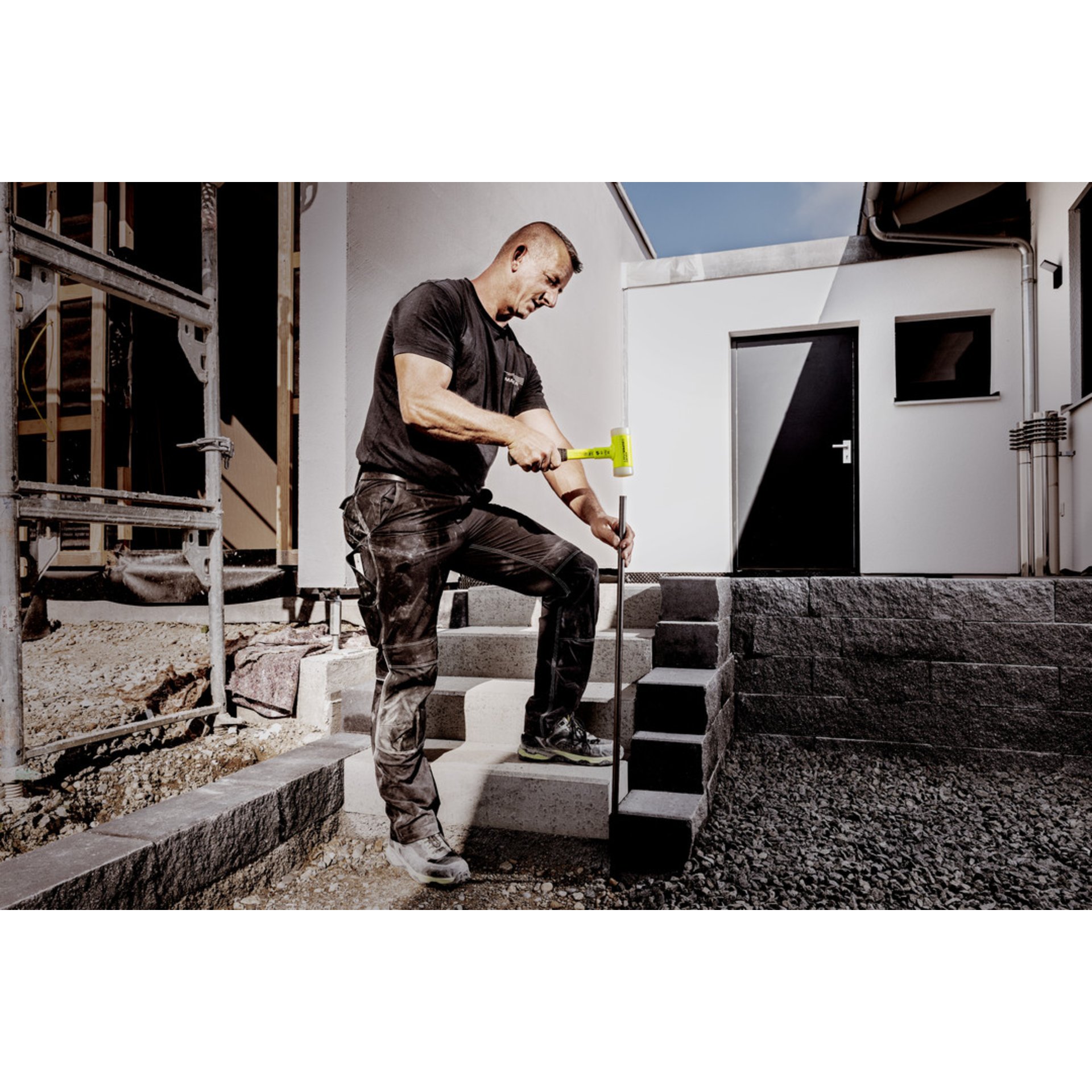 Drinnen, Innenarchitektur, Hosen, Hammer, Arbeiter