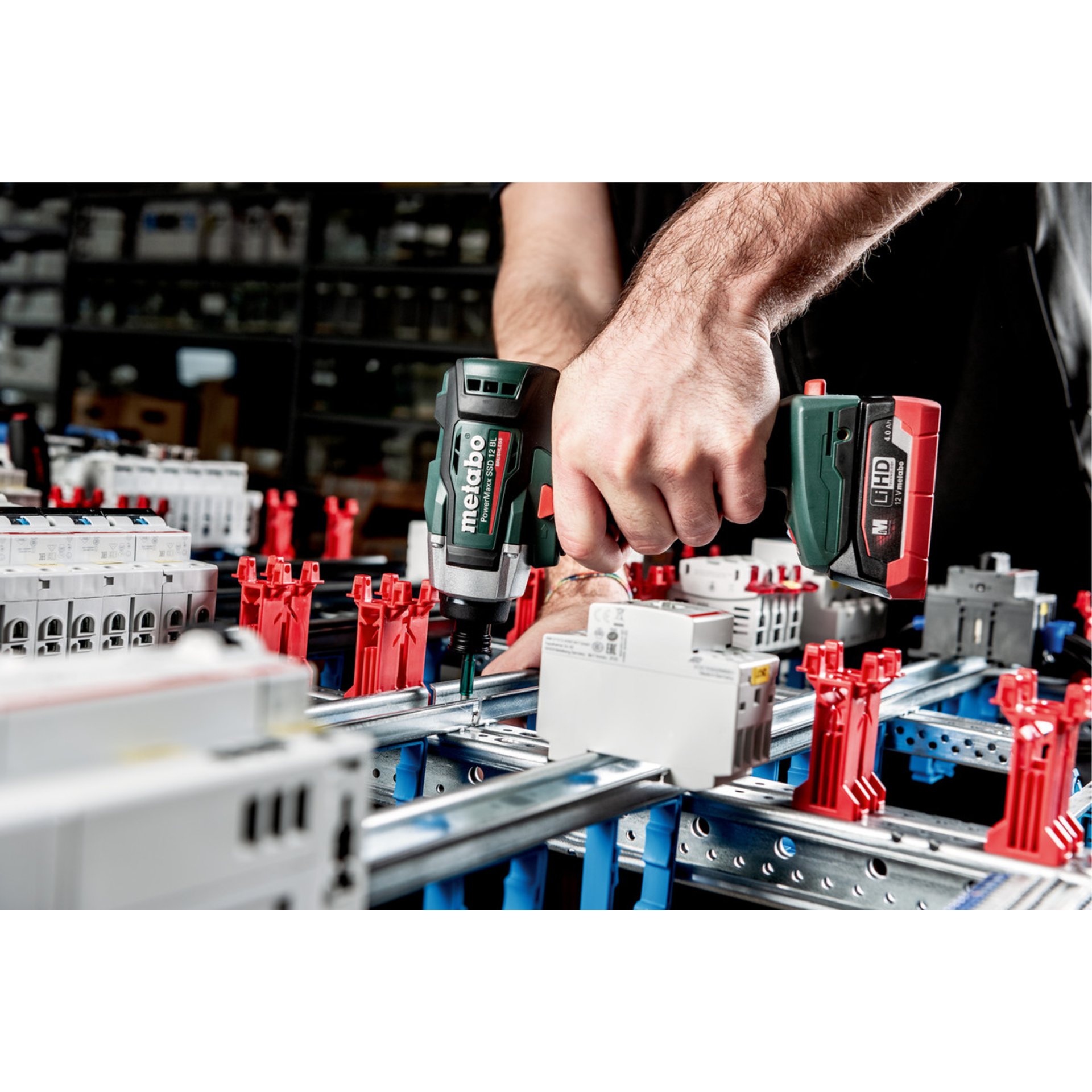Gerät, Elektrische Bohrmaschine, Werkzeug