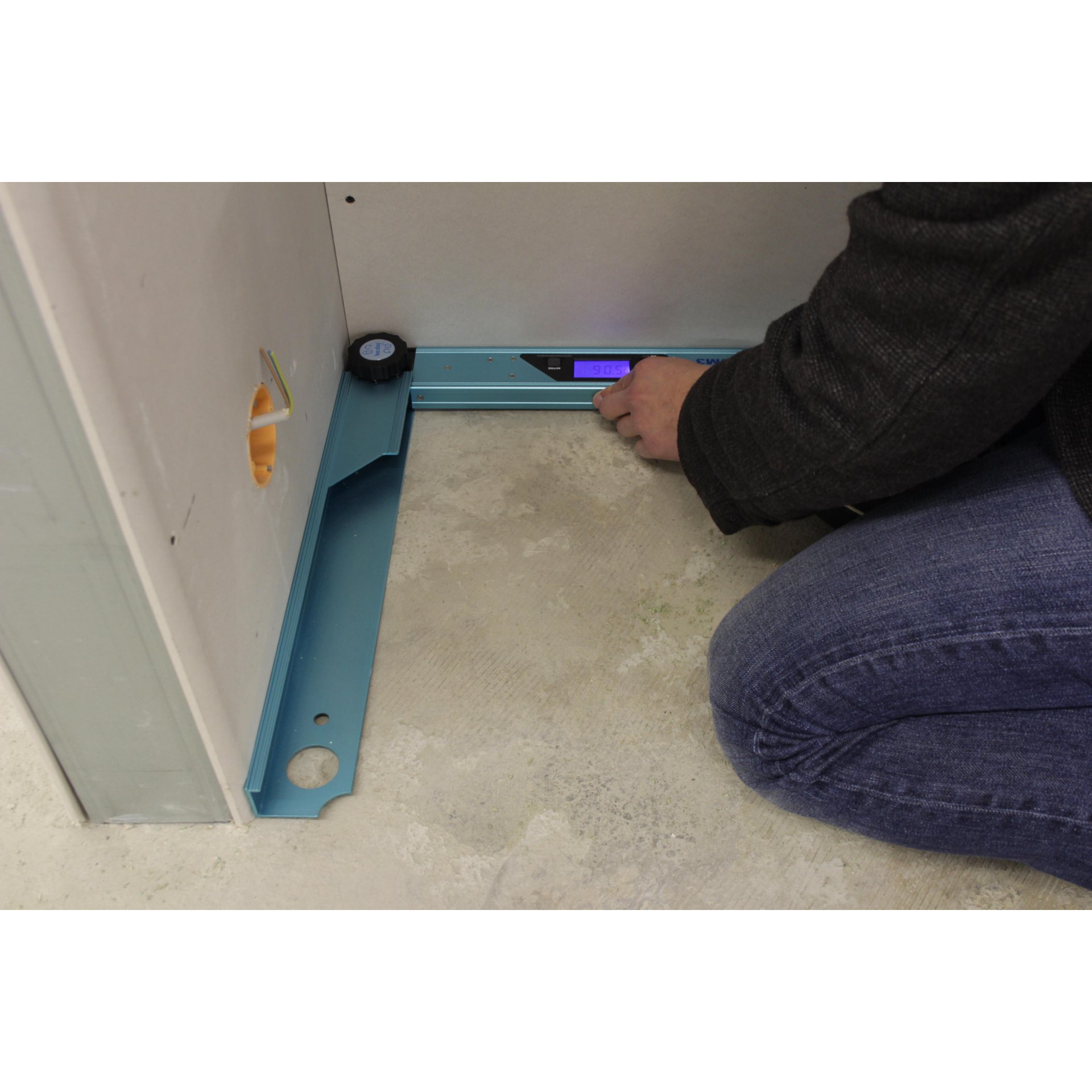 Drinnen, Innenarchitektur, Person, Jeans, Tür