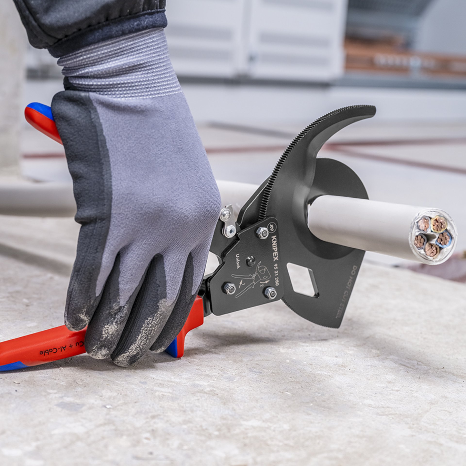 Bekleidung, Handschuh