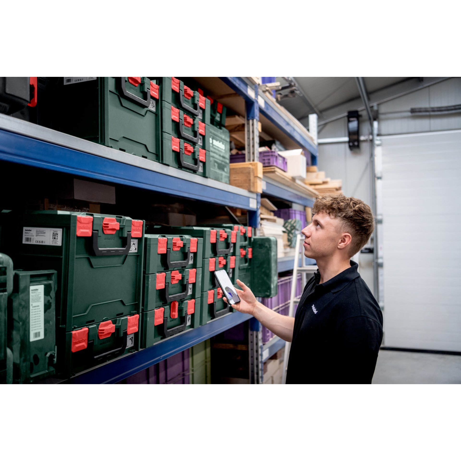 Ablage, Drinnen, Innenarchitektur, Person, Lagerhaus