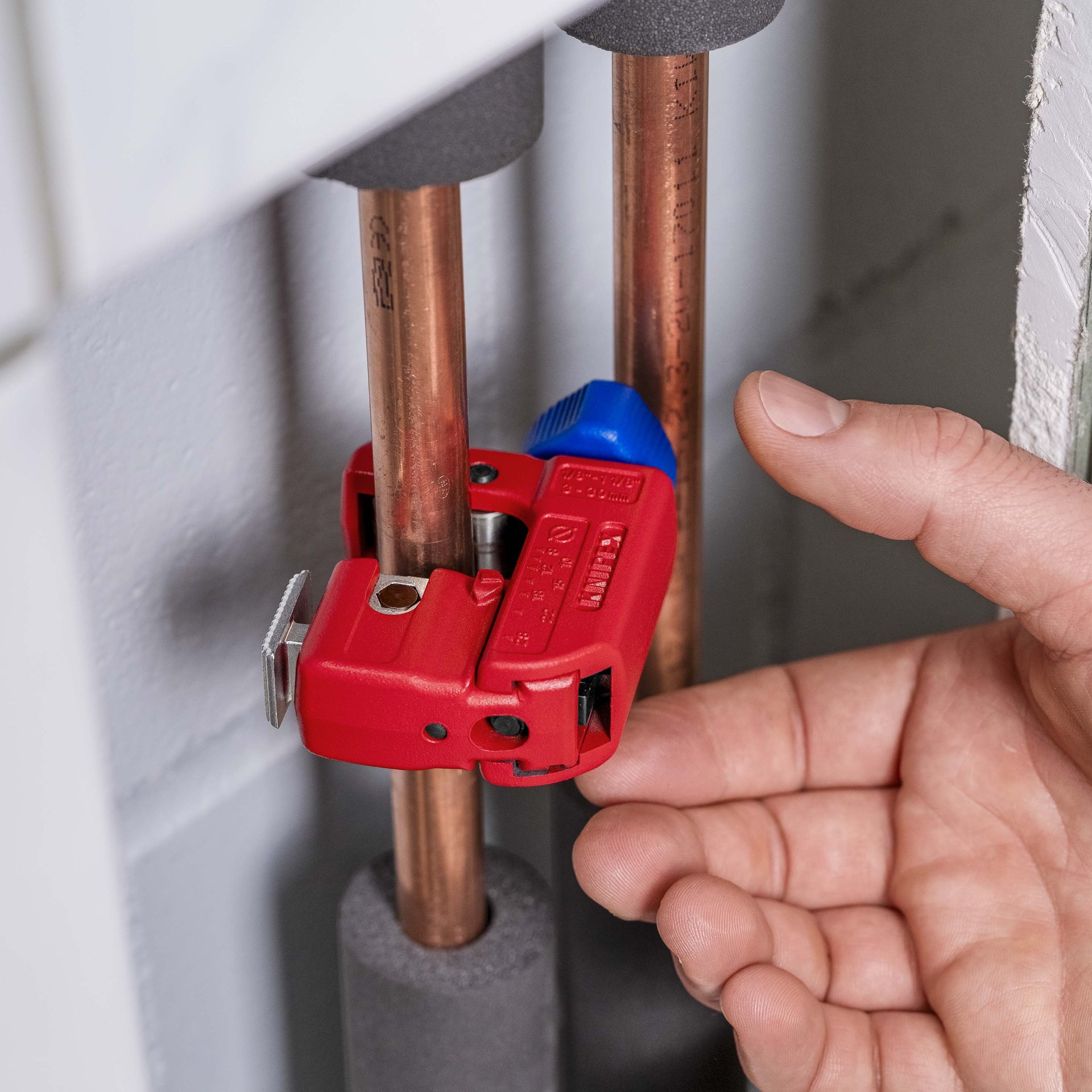 Person, Klempnerarbeiten