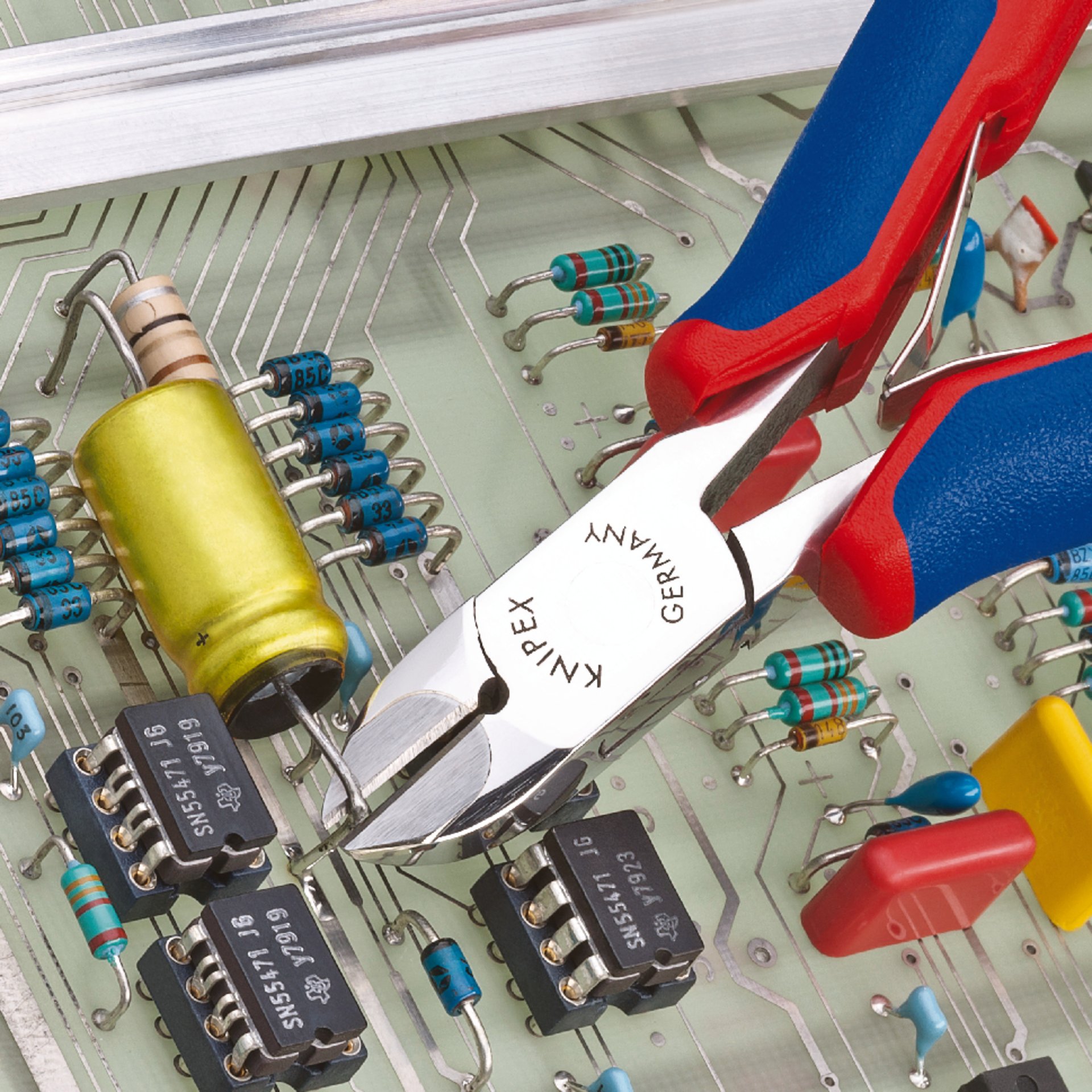 Elektronik, Hardware