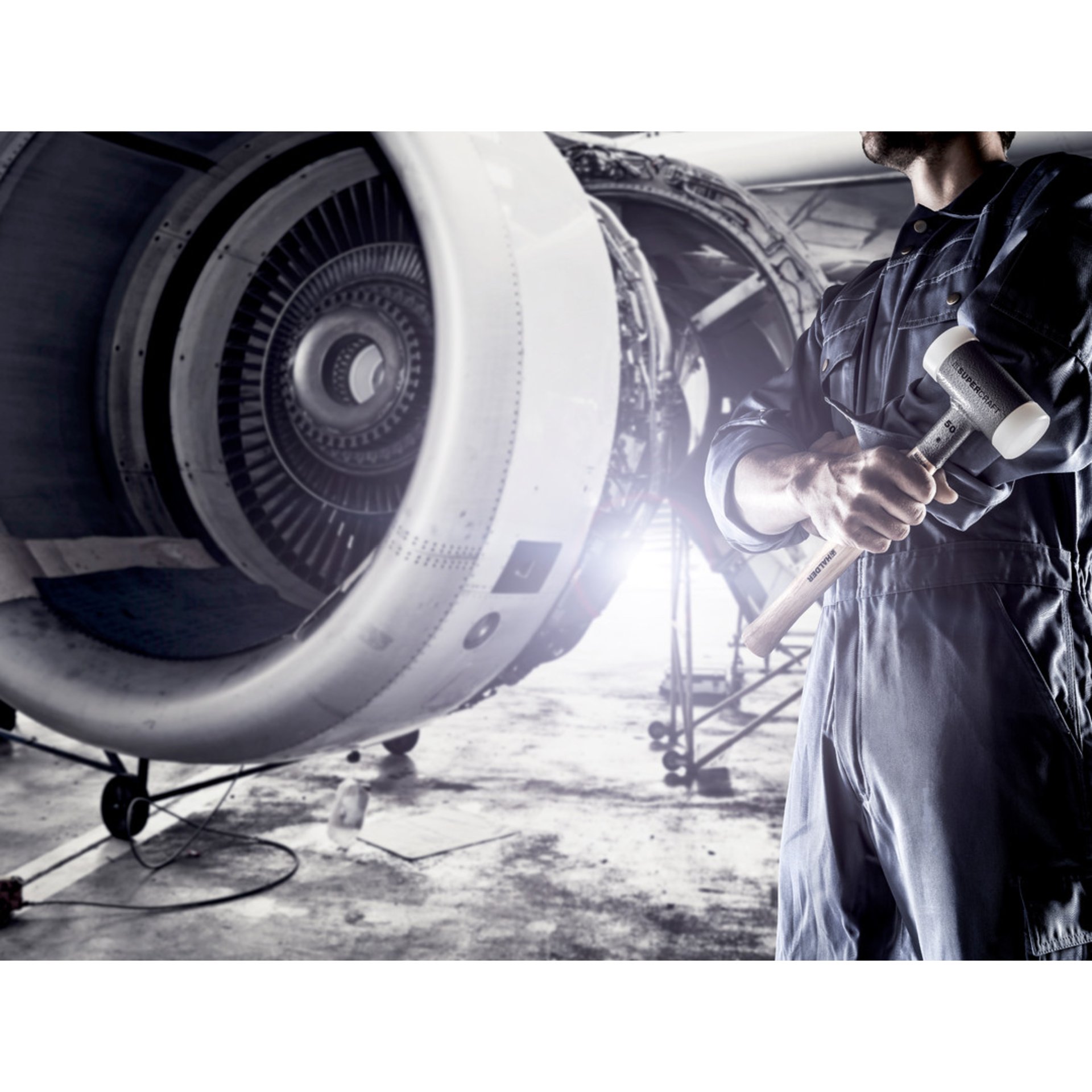 Hammer, Leichtmetallrad, Reifen, Mann, Person