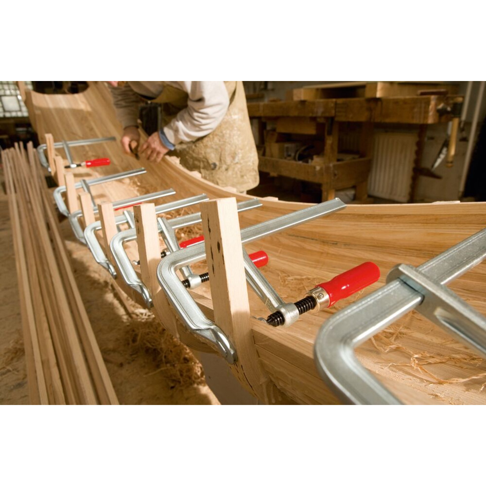 Holz, Person