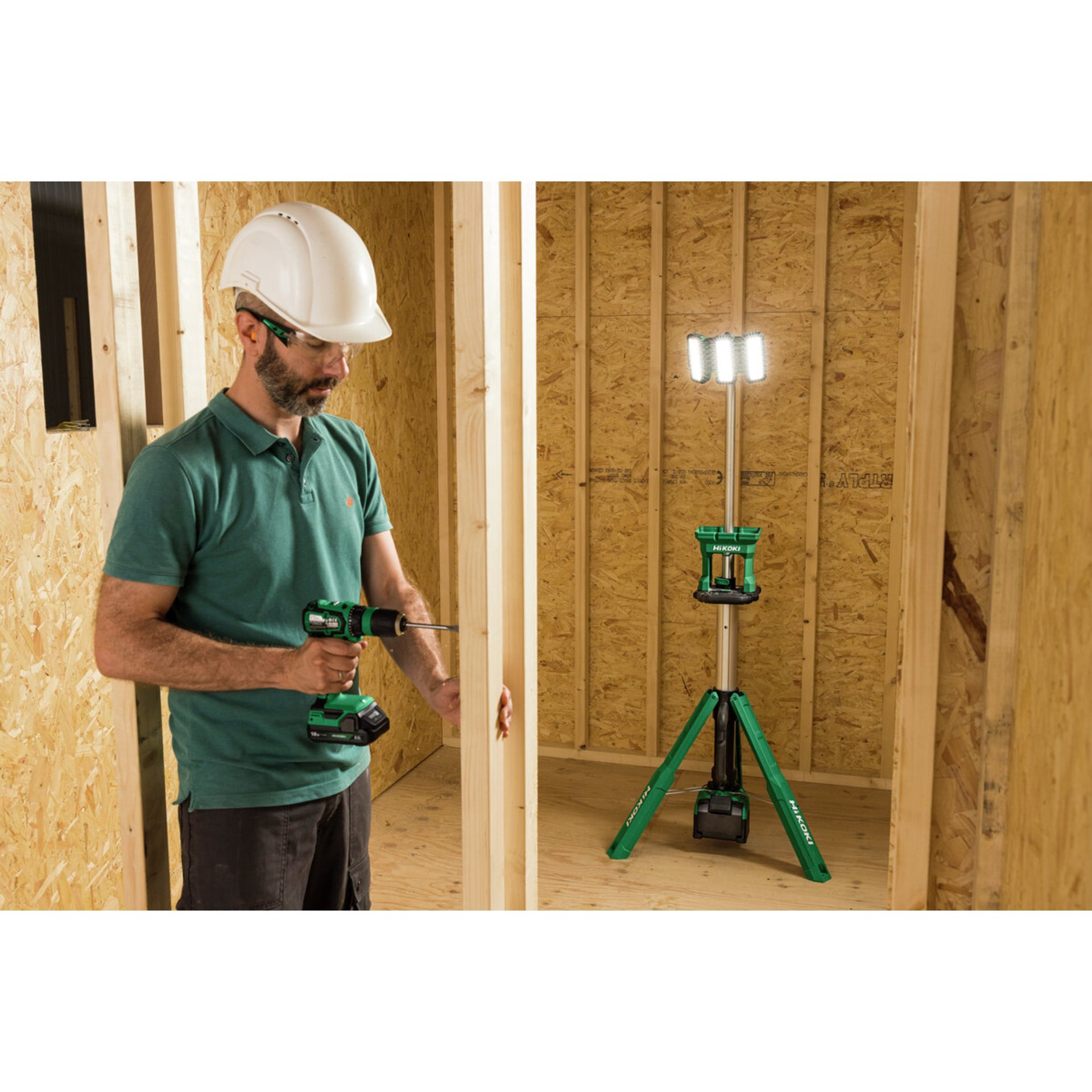 Innenarchitektur, Stativ, Elektrische Bohrmaschine, Mann, Person